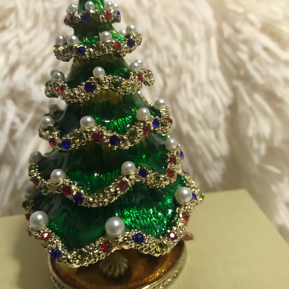 Cloisonné Christmas decorations